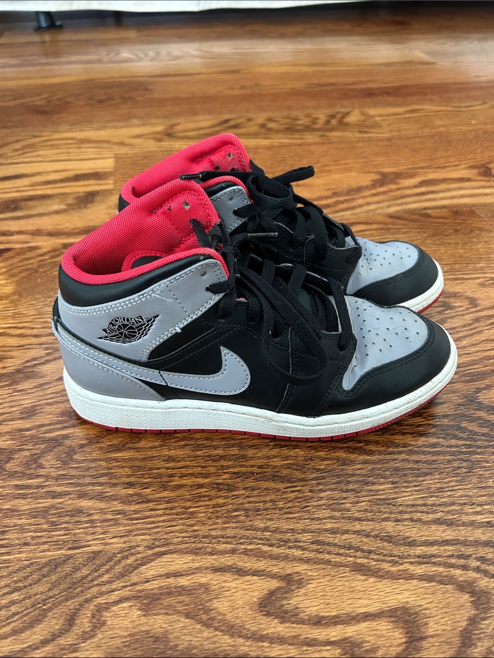 Nike Air Jordan Kids' Mid-Top Sneakers in Black/Gray/Red 4.5Y
